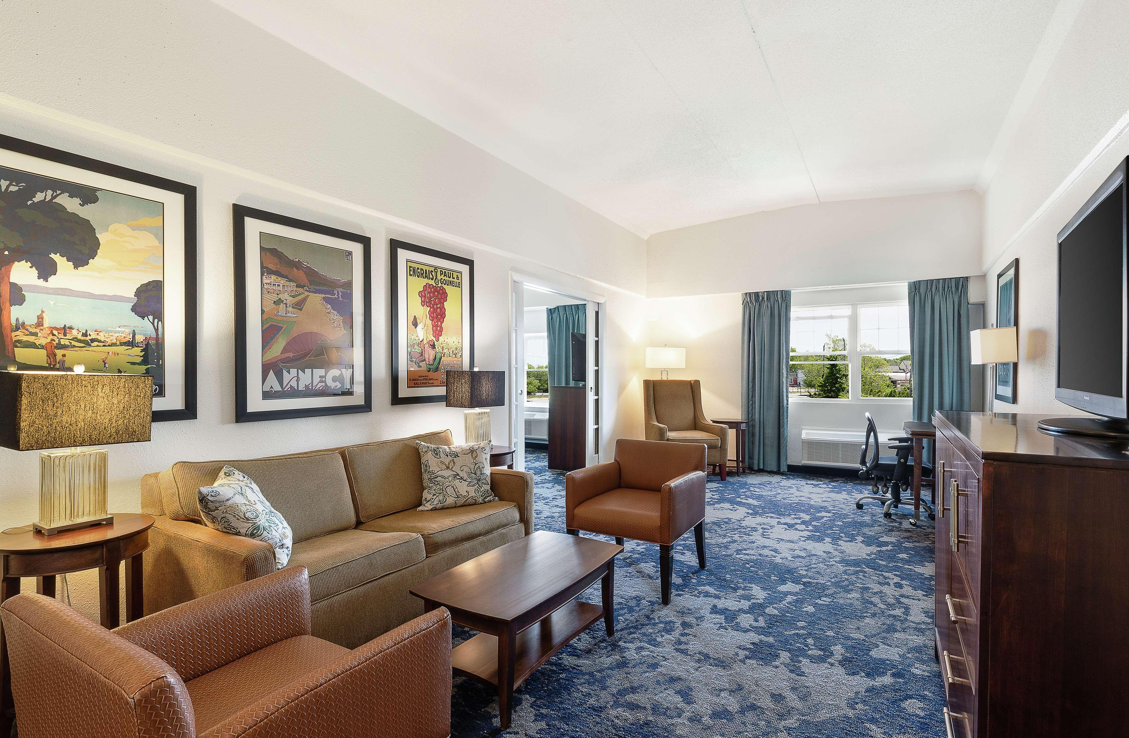 Doubletree By Hilton Cape Cod - Hyannis Hotel Eksteriør billede