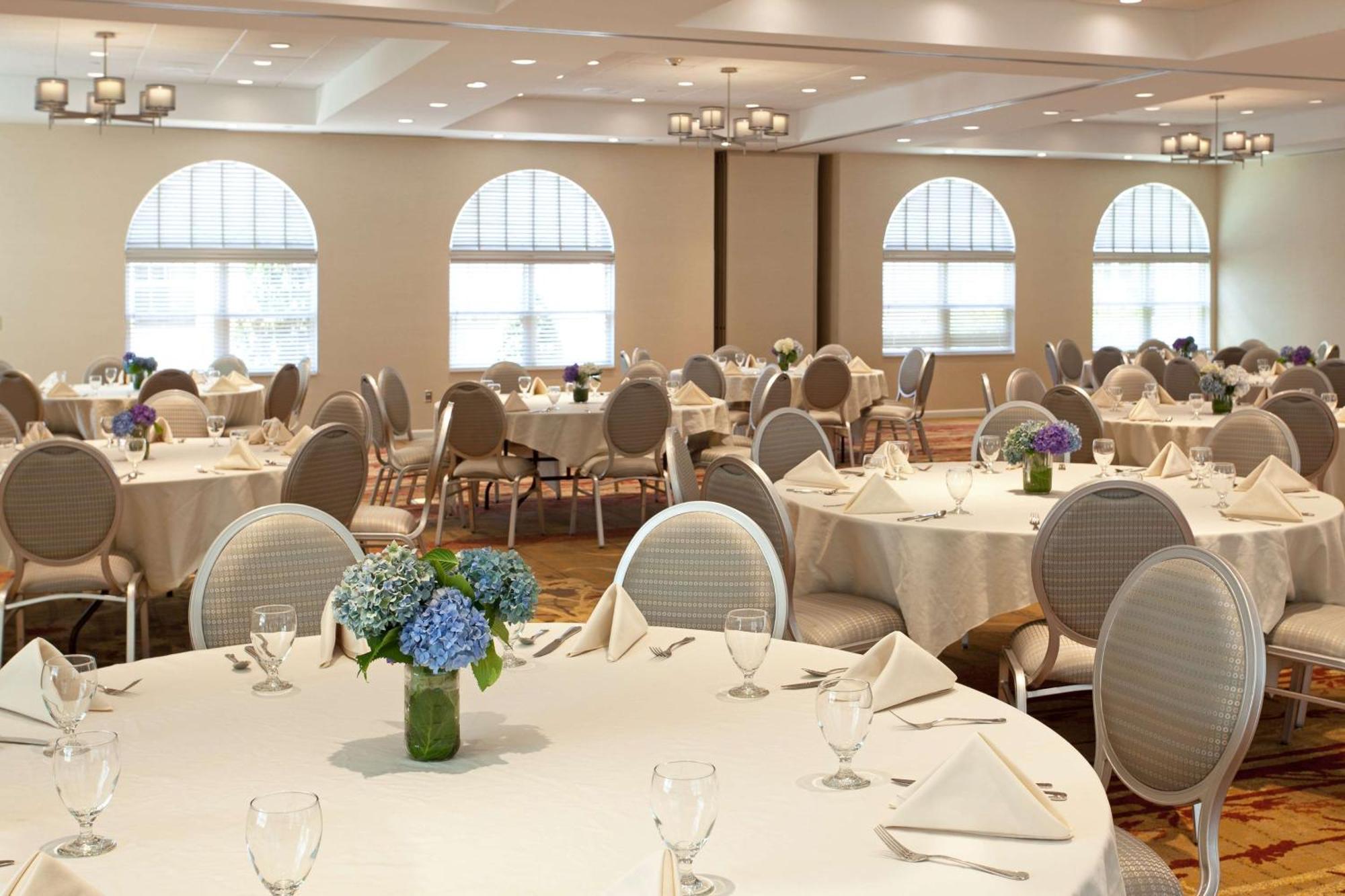 Doubletree By Hilton Cape Cod - Hyannis Hotel Eksteriør billede