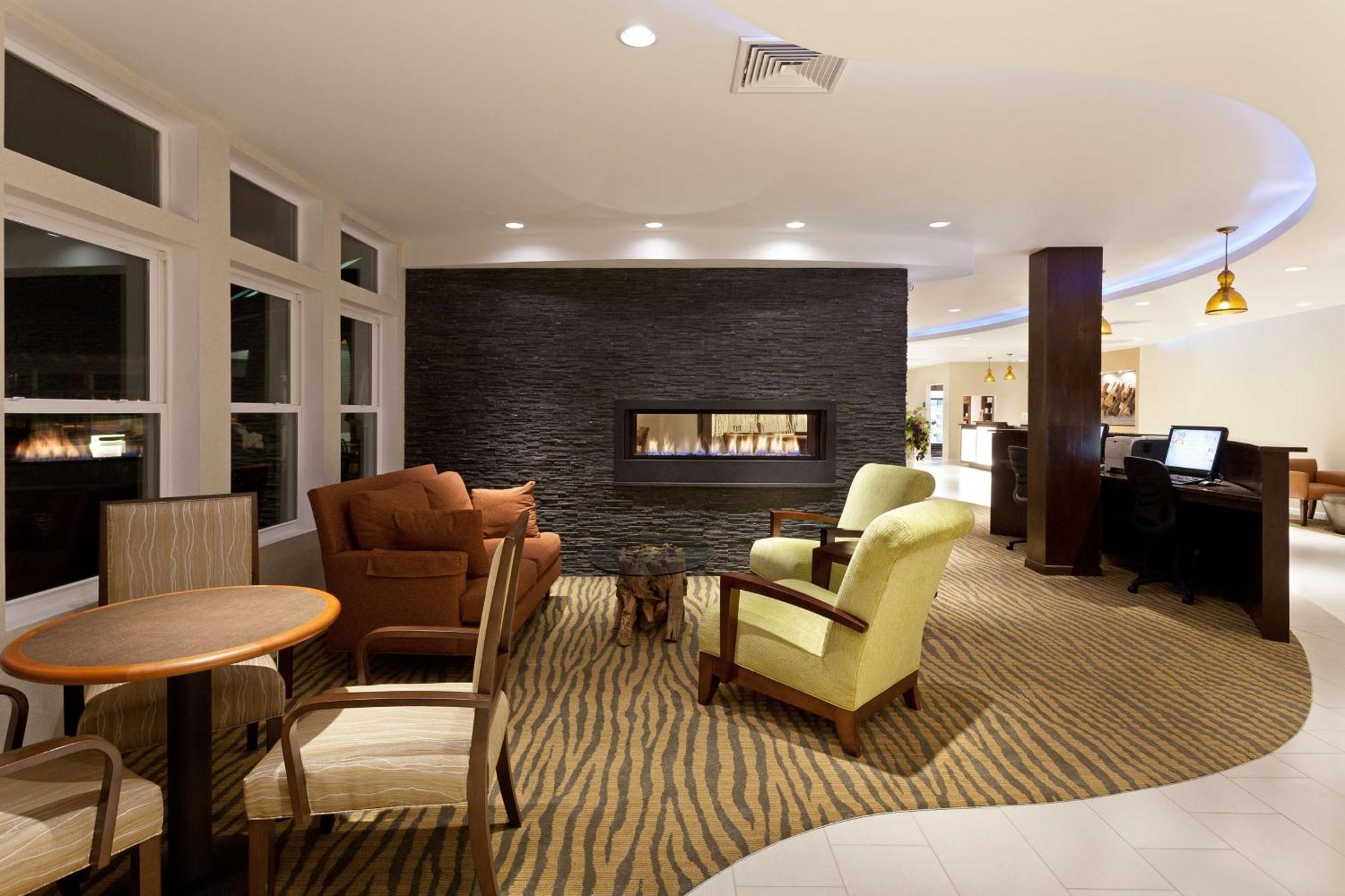 Doubletree By Hilton Cape Cod - Hyannis Hotel Eksteriør billede
